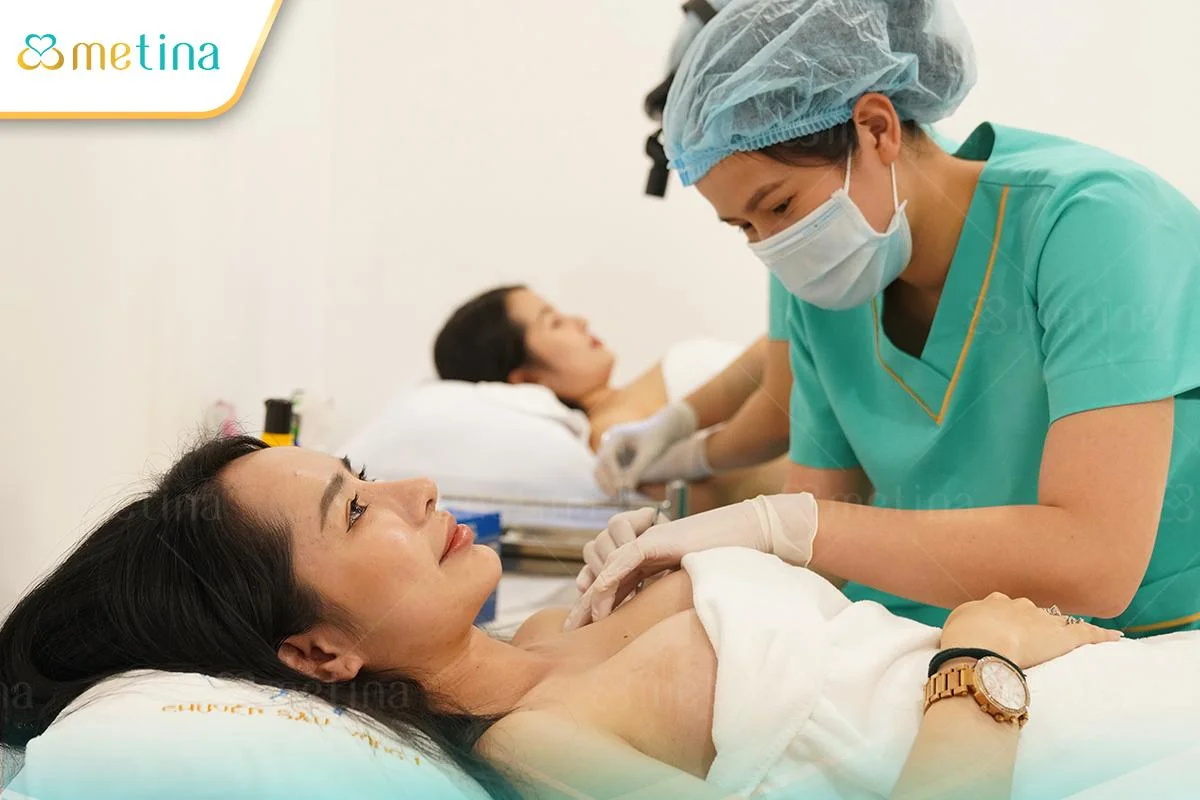 Quy trình chăm sóc hậu phẫu 30 ngày chặt chẽ tại phòng khám Dr. Châu Thanh Phong - Dr. Châu Thanh Phong - Thẩm mỹ 3 vòng
